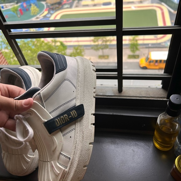 Vintage style Christian Dior, wore a couple times all it needs is a clean up! - Picture 3 of 4